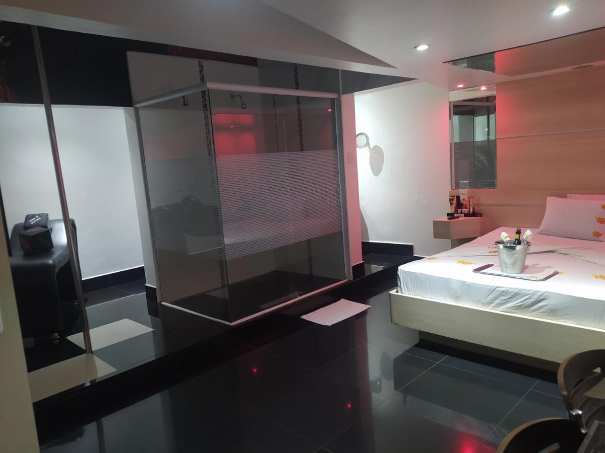 Motel La Folia Ribeirão Preto Extérieur photo