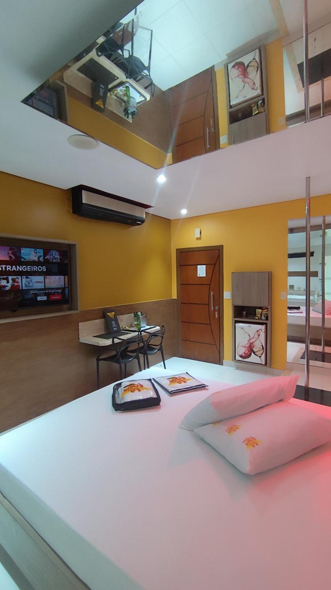 Motel La Folia Ribeirão Preto Extérieur photo